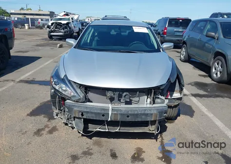 2016 Nissan Altima 2.5 Sr из США, поврежденный, VIN 1N4AL3AP5GC179627